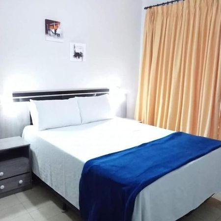 Apartamento Familia A 10 Mim Da Praia Do Forte Em กาโบฟรีโอ ภายนอก รูปภาพ